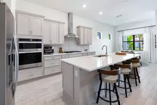 599 SE Villandry Way, Port Saint Lucie, FL 34984 - Photo 2