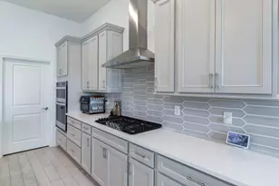 599 SE Villandry Way, Port Saint Lucie, FL 34984 - Photo 12