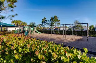 599 SE Villandry Way, Port Saint Lucie, FL 34984 - Photo 36
