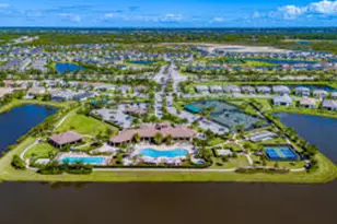 599 SE Villandry Way, Port Saint Lucie, FL 34984 - Photo 4