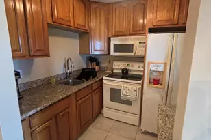 170 Horizons E, Boynton Beach, FL 33435 - Photo 8