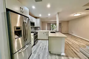 21420 Tudor Dr, Boca Raton, FL 33486 - Photo 2