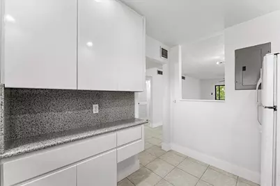 200 Jacaranda Country Club Drive #3c, Plantation, FL 33324 - Photo 16