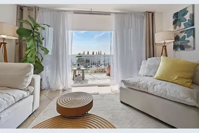 18021 Biscayne Boulevard #504, Aventura, FL 33160 - Photo 2