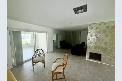 5725 E Fernley Dr Drive E #65, West Palm Beach, FL 33415 - Photo 12