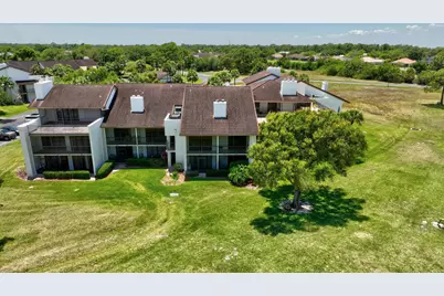 3500 Twin Lakes Terrace #202, Fort Pierce, FL 34951 - Photo 4