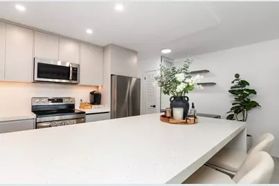 5203 NE 24th Terrace #B210, Fort Lauderdale, FL 33308 - Photo 8