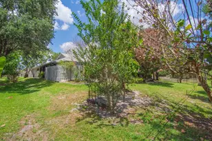 1070 47th Ave SW, Vero Beach, FL 32968 - Photo 36
