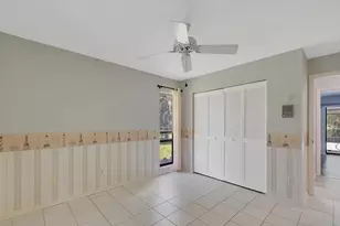1070 47th Ave SW, Vero Beach, FL 32968 - Photo 18