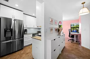201 NE 16th Pl, Fort Lauderdale, FL 33305 - Photo 16