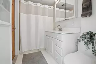 5900 SW 18th St, Plantation, FL 33317 - Photo 14