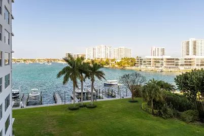 875 E Camino Real, Boca Raton, FL 33432 - Photo 2