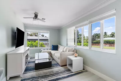 108 SE 31st Avenue, Boynton Beach, FL 33435 - Photo 10