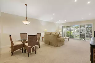 706 Club Dr, Palm Beach Gardens, FL 33418 - Photo 4