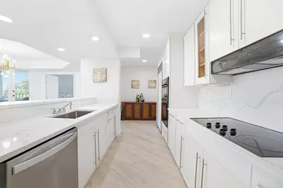 100 SE 5th Avenue #412, Boca Raton, FL 33432 - Photo 20
