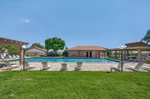 2132 SW 82nd Ave, Davie, FL 33324 - Photo 32