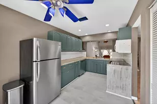 2132 SW 82nd Ave, Davie, FL 33324 - Photo 14
