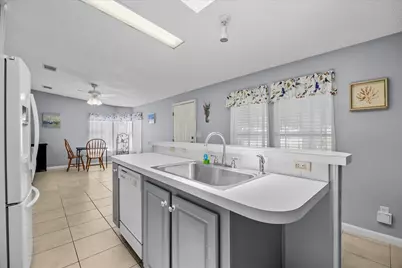3800 Spatterdock Lane, Port Saint Lucie, FL 34952 - Photo 8