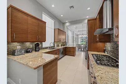 76 Laguna Drive, Palm Beach Gardens, FL 33418 - Photo 8