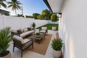 2635 NE 17th St, Pompano Beach, FL 33062 - Photo 12
