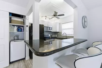 70 Bedford #C, West Palm Beach, FL 33417 - Photo 4