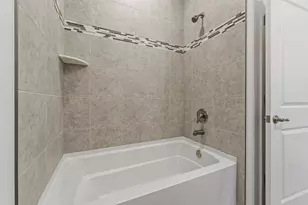 1070 SW Versailles Ave, Port Saint Lucie, FL 34953 - Photo 22