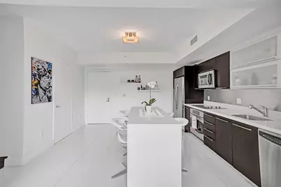 90 SW 3rd Street #Th300b, Miami, FL 33130 - Photo 10