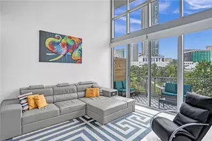 90 SW 3rd St, Miami, FL 33130 - Photo 6
