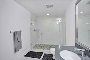 90 SW 3rd St, Miami, FL 33130 - Photo 28