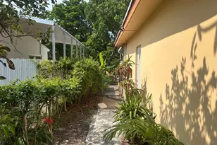 1631 NE 157th Ter, North Miami Beach, FL 33162 - Photo 10