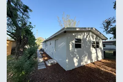 912 SE Tarpon Avenue, Stuart, FL 34994 - Photo 28