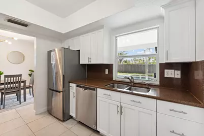 428 SE 2nd Street, Deerfield Beach, FL 33441 - Photo 10