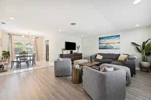 428 SE 2nd St, Deerfield Beach, FL 33441 - Photo 2