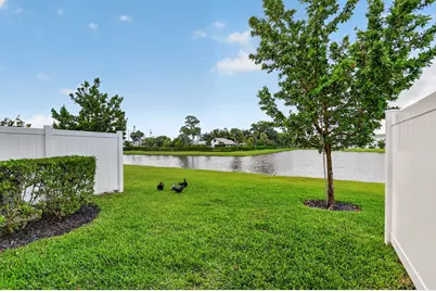 6933 N Harbours Edge Avenue, Lake Worth, FL 33467 - Photo 46