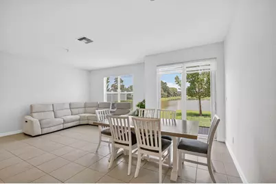 6933 N Harbours Edge Avenue, Lake Worth, FL 33467 - Photo 16