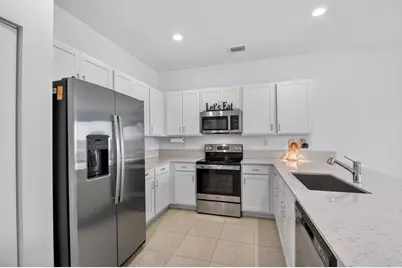 6933 N Harbours Edge Avenue, Lake Worth, FL 33467 - Photo 12