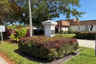 114 Prospect Rd, Lantana, FL 33462 - Photo 2
