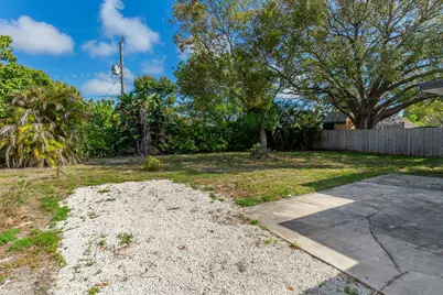 113 SE 8th Avenue, Boynton Beach, FL 33435 - Photo 20