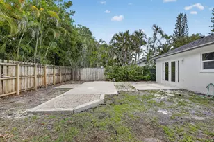 8241 NW 48th St, Lauderhill, FL 33351 - Photo 34