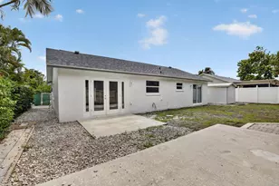 8241 NW 48th St, Lauderhill, FL 33351 - Photo 30
