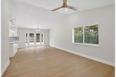 8241 NW 48th Street, Lauderhill, FL 33351 - Photo 4