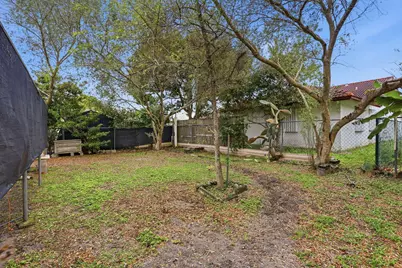 2171 NW 76th Avenue, Margate, FL 33063 - Photo 34