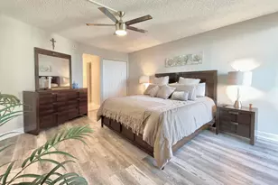 5420 N Ocean Dr, Singer Island, FL 33404 - Photo 16