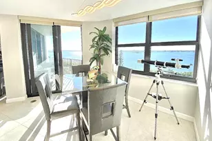 5420 N Ocean Dr, Singer Island, FL 33404 - Photo 14