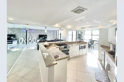 5420 N Ocean Drive #906, Singer Island, FL 33404 - Photo 4
