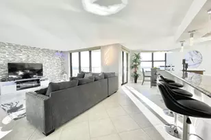 5420 N Ocean Dr, Singer Island, FL 33404 - Photo 12