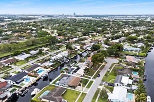 1340 SW 56th Ave, Plantation, FL 33317 - Photo 10