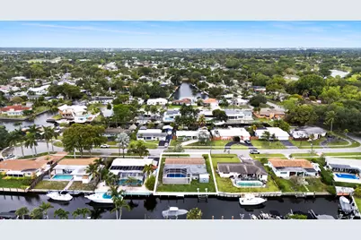 1340 SW 56th Avenue, Plantation, FL 33317 - Photo 6