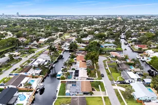 1340 SW 56th Ave, Plantation, FL 33317 - Photo 8