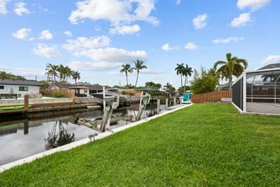 1340 SW 56th Avenue, Plantation, FL 33317 - Photo 14